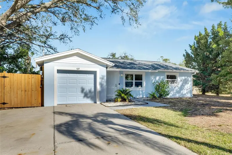 527 Fox Run Trl, FL