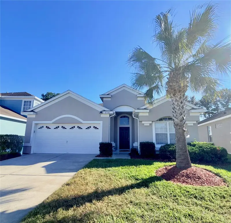 8042 King Palm Cir, FL