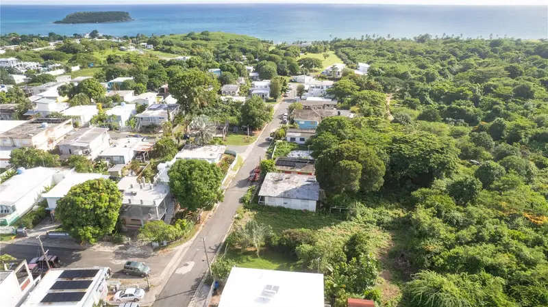 515 Calle Geranios, PR