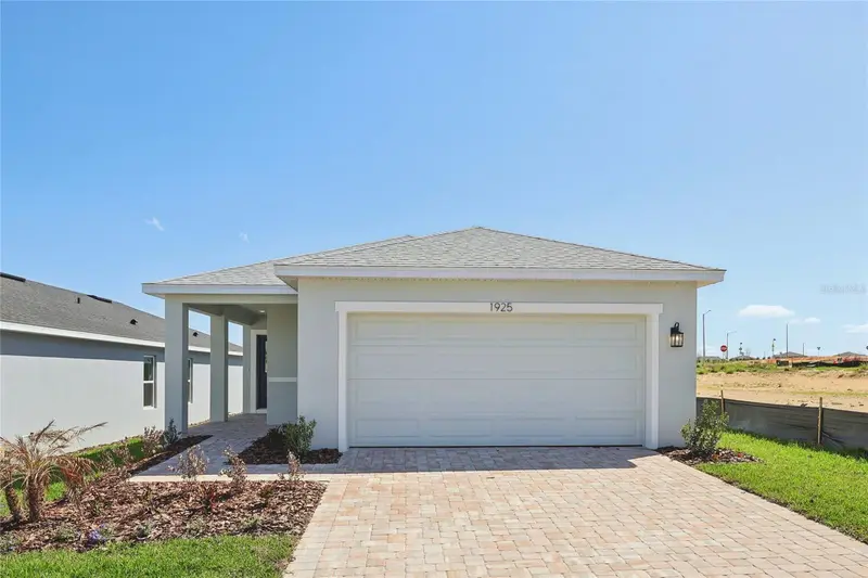 1925 Diamond Head Cir, FL