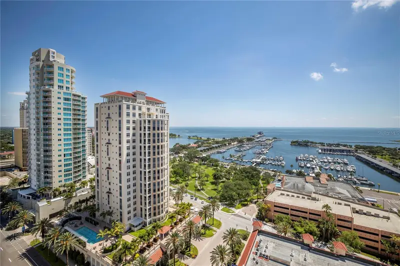 100 1st Ave N #1804, FL