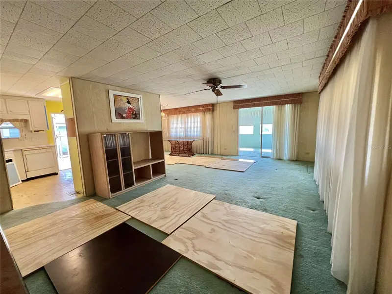 326 Hawthorne Blvd, FL