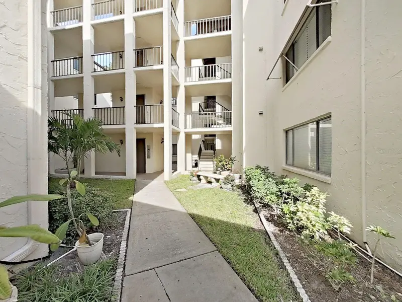 700 Starkey Rd #624, FL