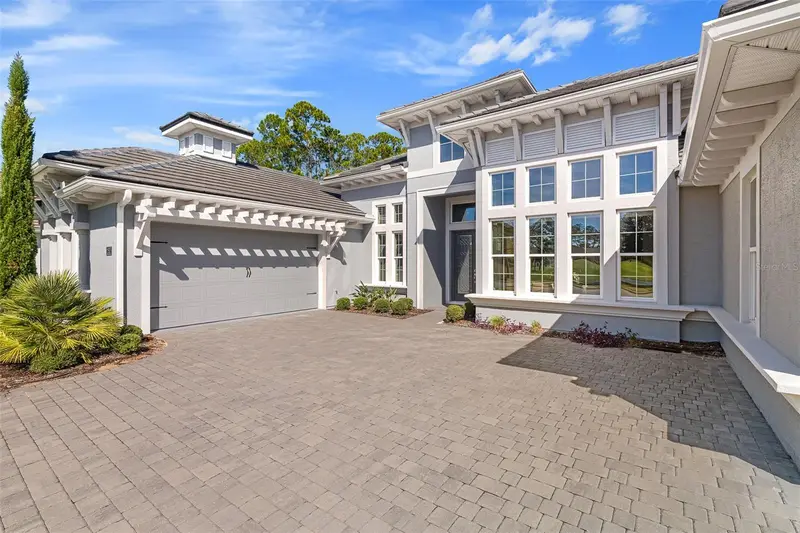 252 Stirling Bridge Dr, FL
