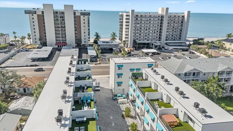 15405 Gulf Blvd #B2, FL