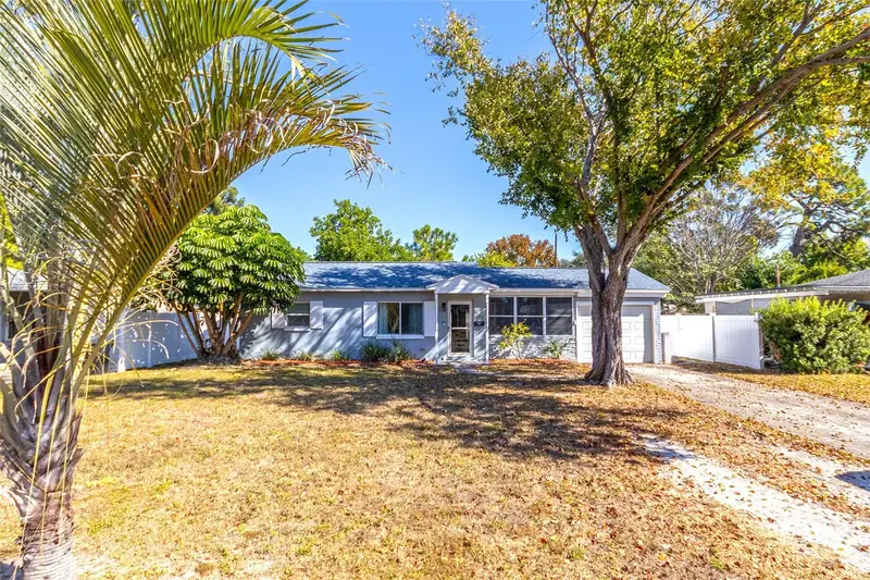 1725 Bradshaw Ln N, FL