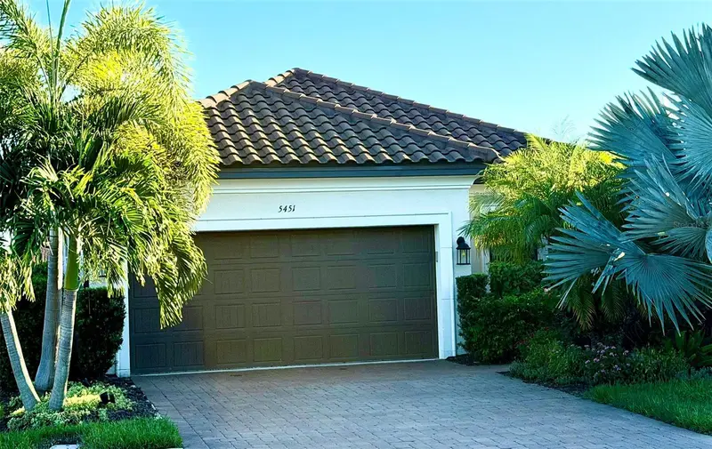5451 Lago Maggio St, FL