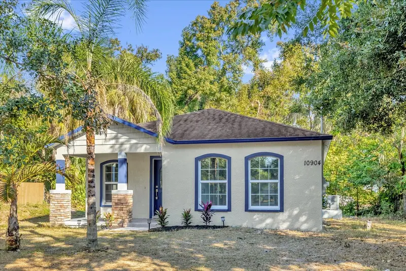 10904 Park Dr, FL