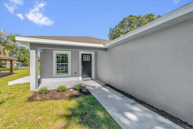 1212 W 16th St, FL