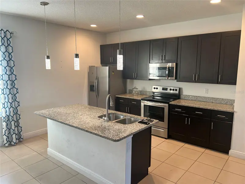 312 Clearwater Ln, FL