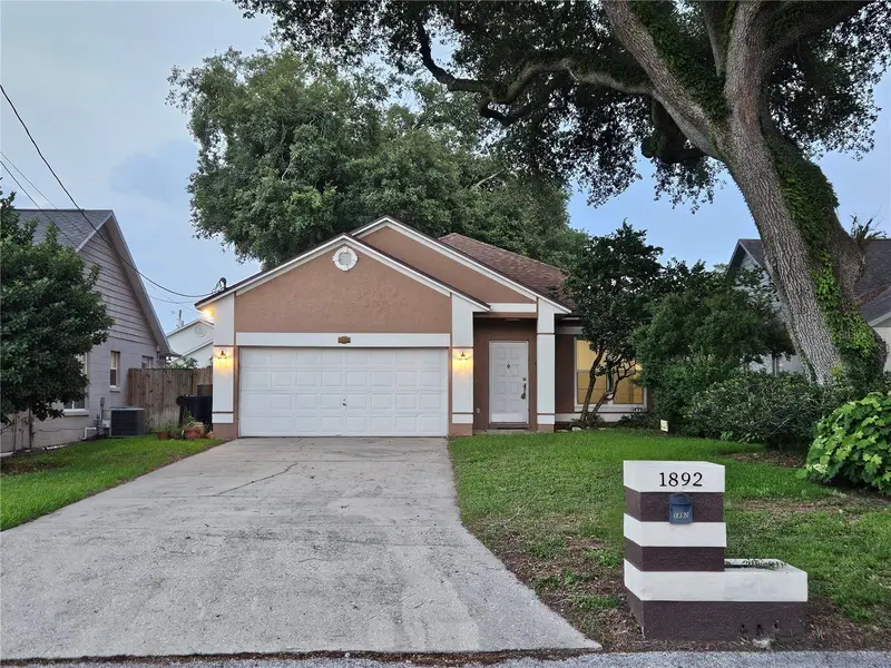 1892 White Ave, FL