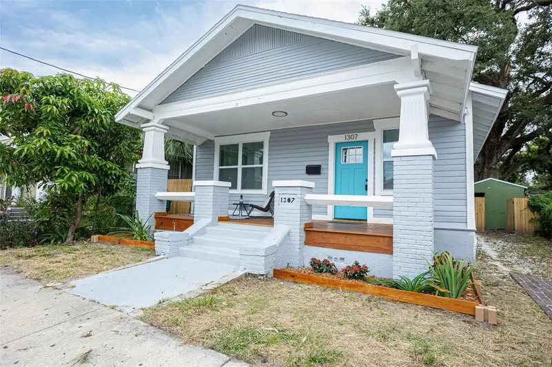 1307 E 20th Ave, FL