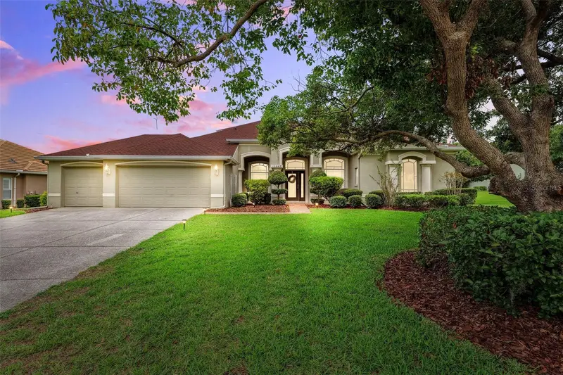 13049 Thoroughbred Dr, FL