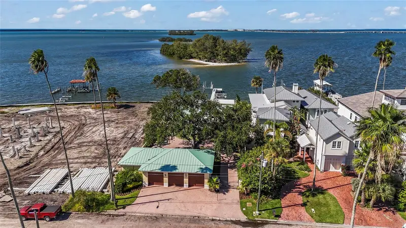 115 Buena Vista Dr S, FL