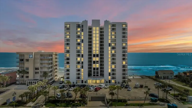 3855 S Atlantic Ave #Ph5, FL