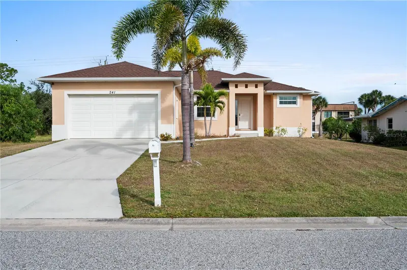 241 Annapolis Ln, FL