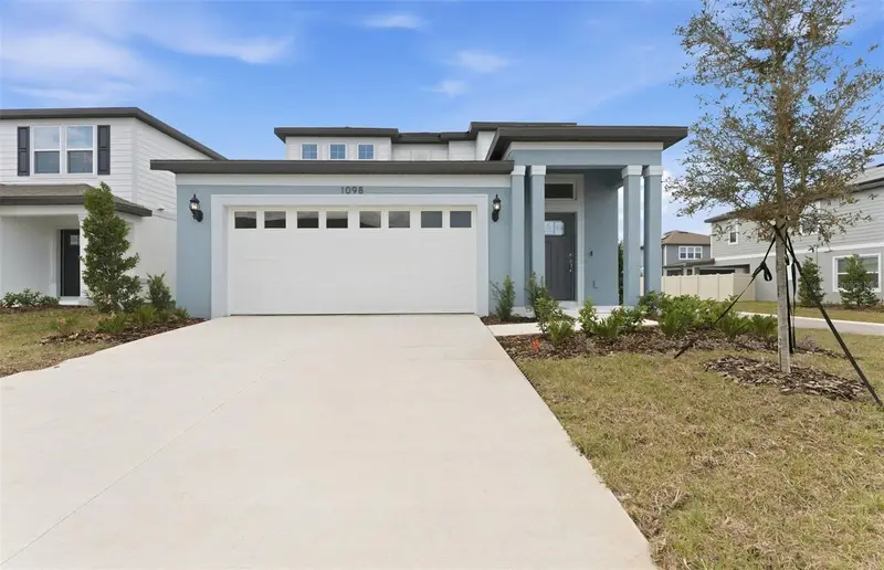 1098 Silverlake Blvd, FL