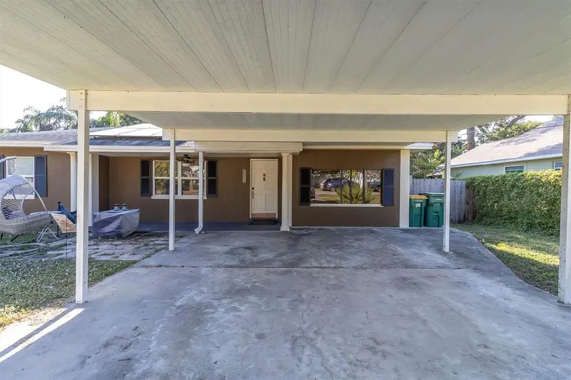 1797 Rainbow Blvd, FL