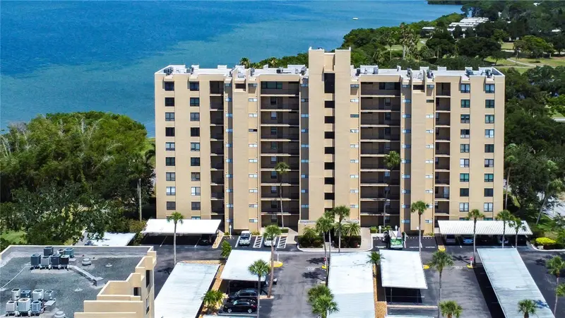 2616 Cove Cay Dr #506, FL