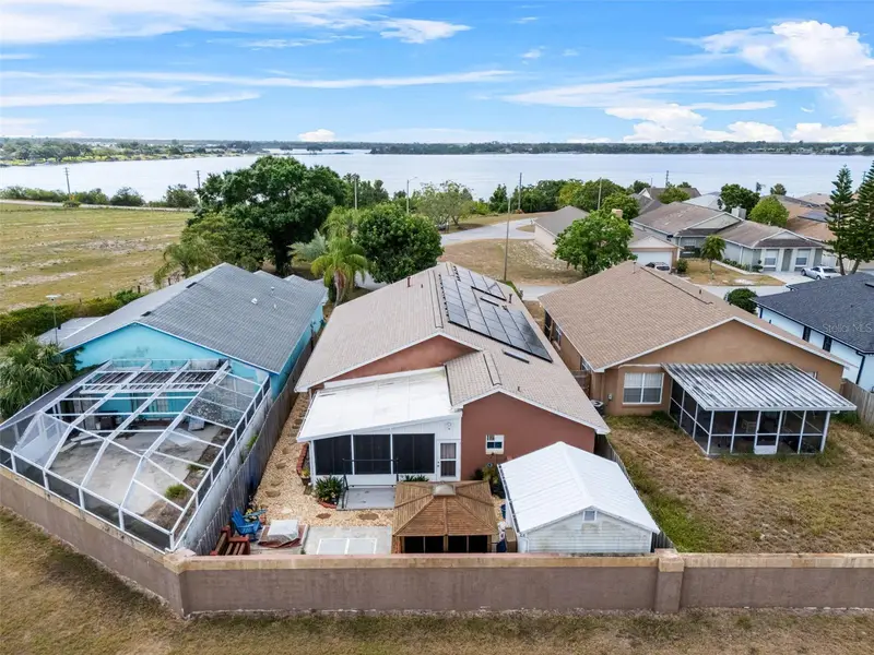 511 Marcia Loop, FL