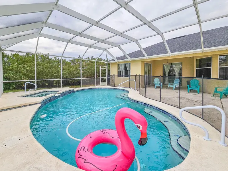 18 Squirrel Pl, FL