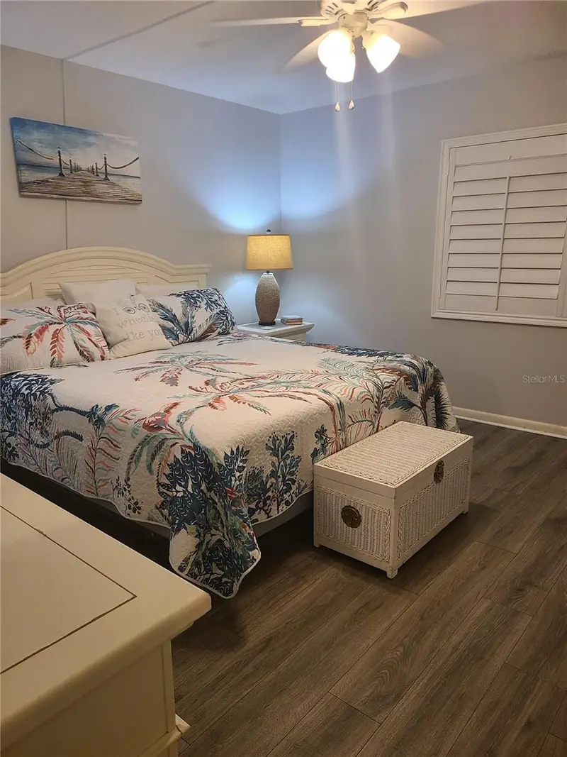 815 Ocean Shore Blvd #12b, FL
