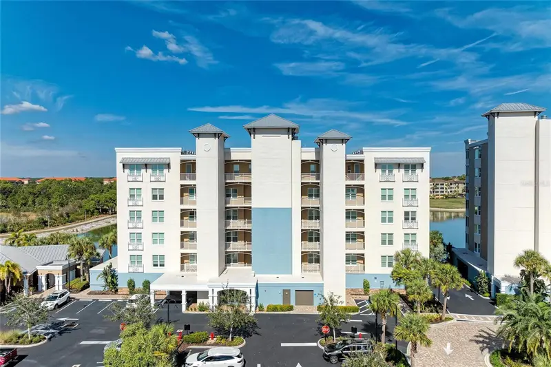 10530 Boardwalk Loop #202, FL