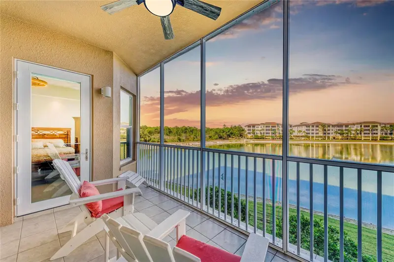 10530 Boardwalk Loop #202, FL