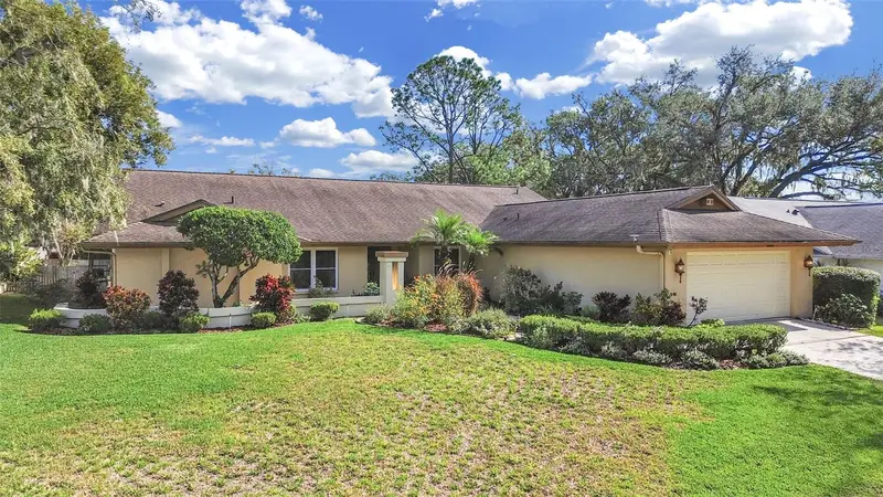305 Running Horse Rd, FL