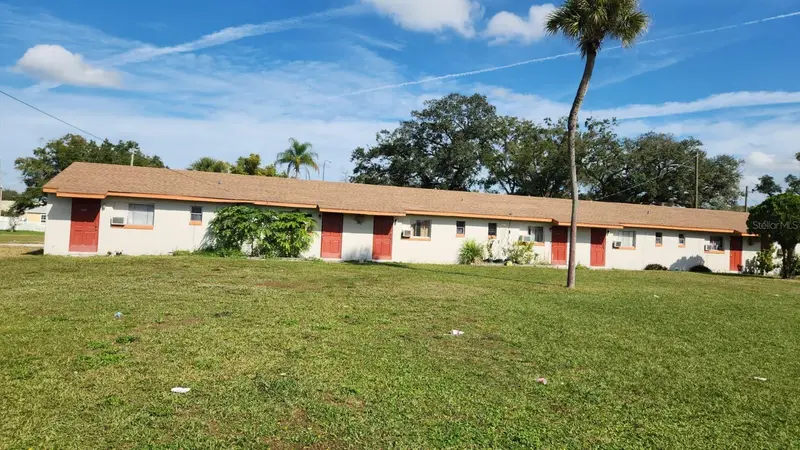 2222 W South St #2225, FL