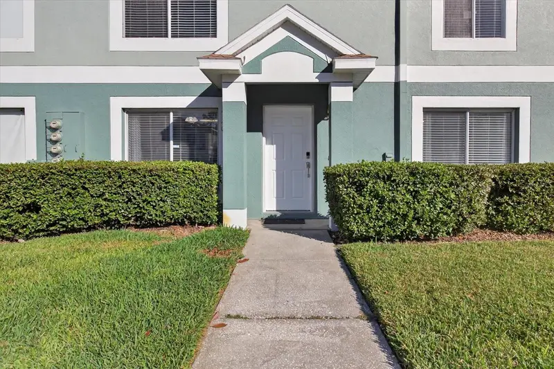 2140 Fluorshire Dr, FL
