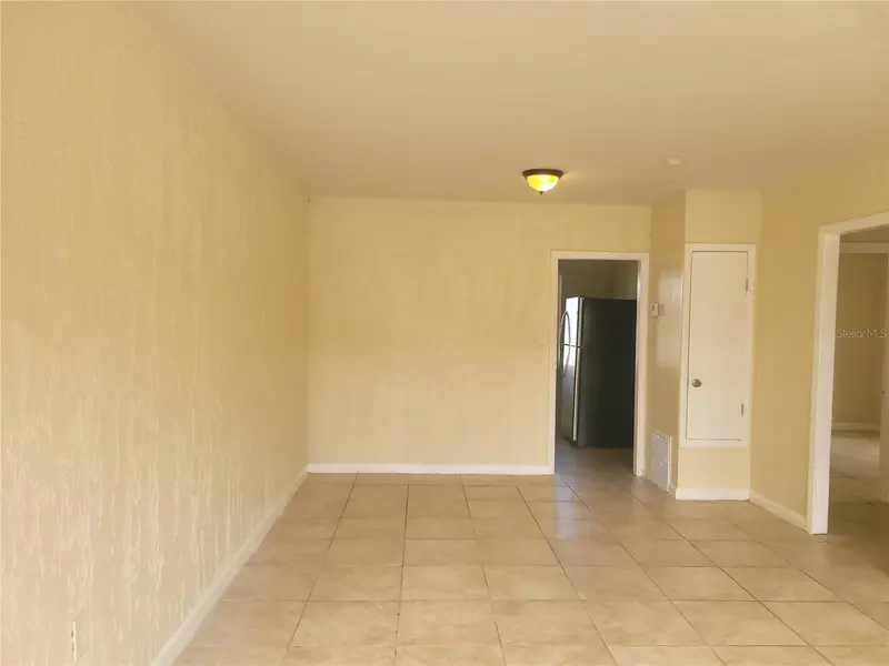 508 Booker St, FL