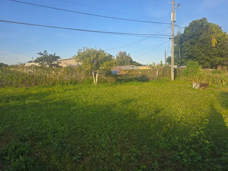 695 W Carroll St, FL
