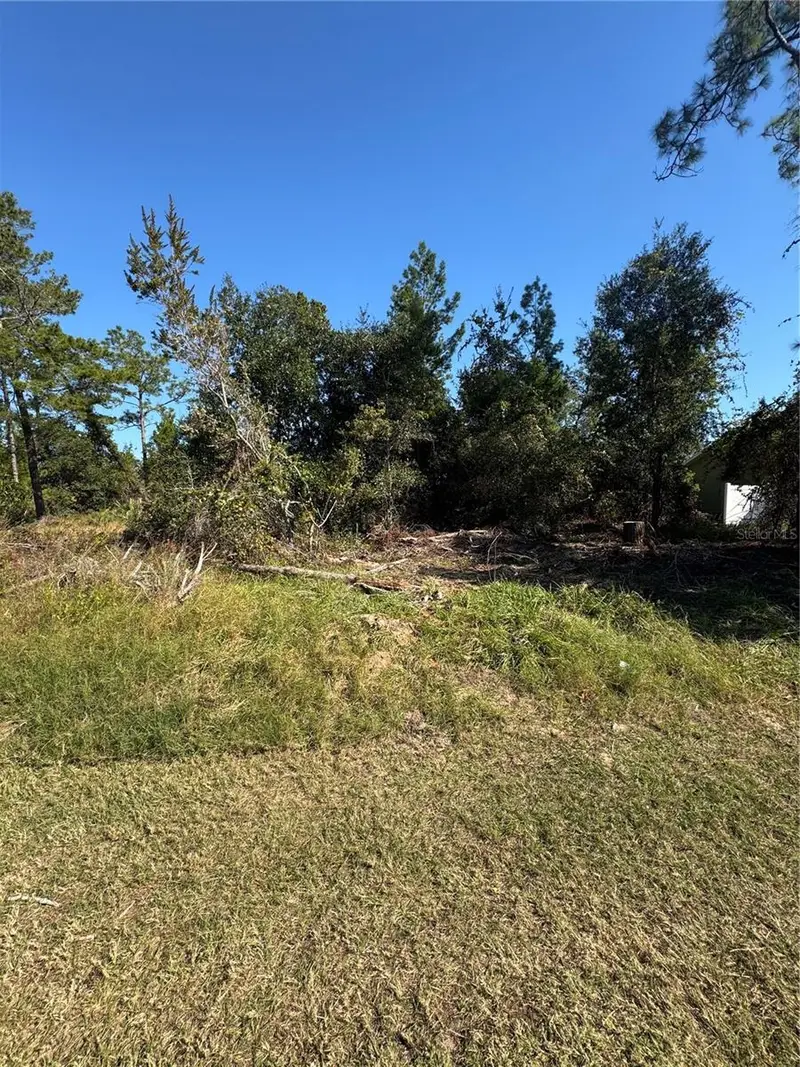 19 Freeport Ln, FL