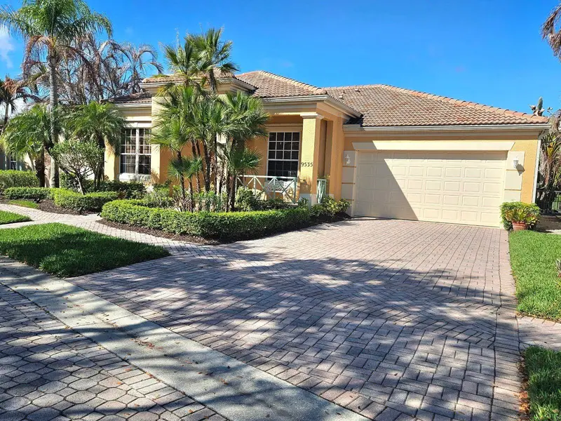 9535 E Maiden Ct, FL