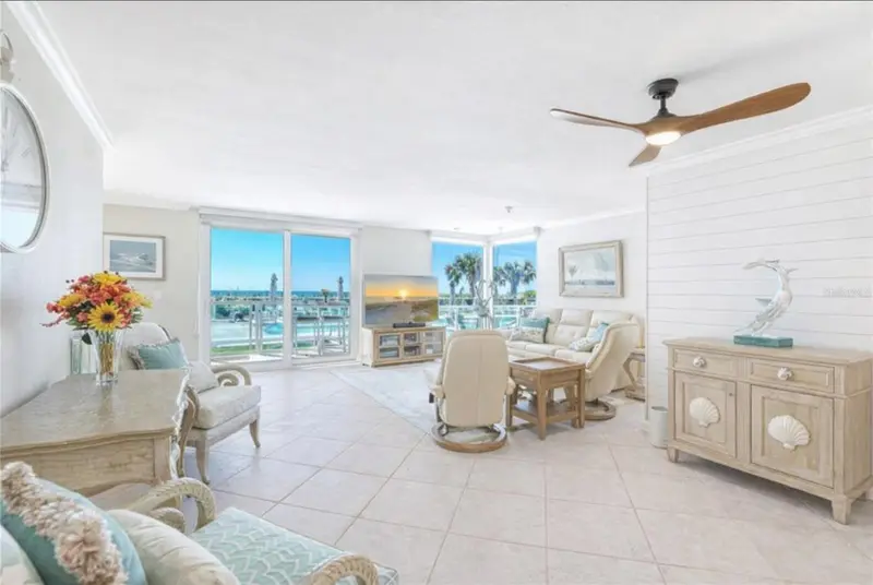 2425 Gulf Of Mexico Dr #1e, FL