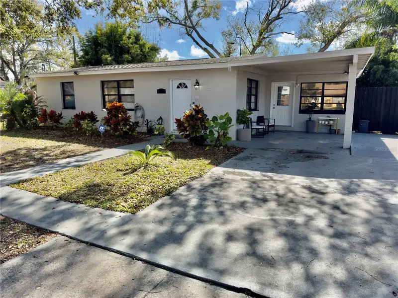 3810 Johnson St, FL