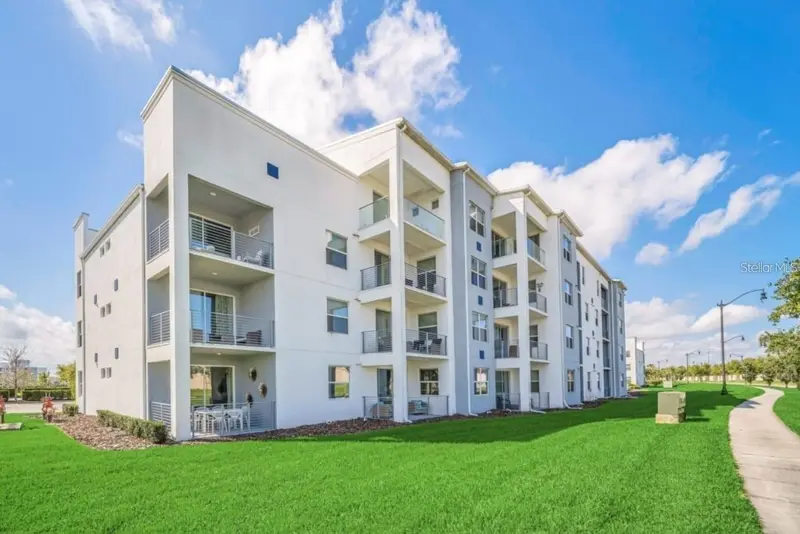 4741 Clock Tower Dr #208, FL