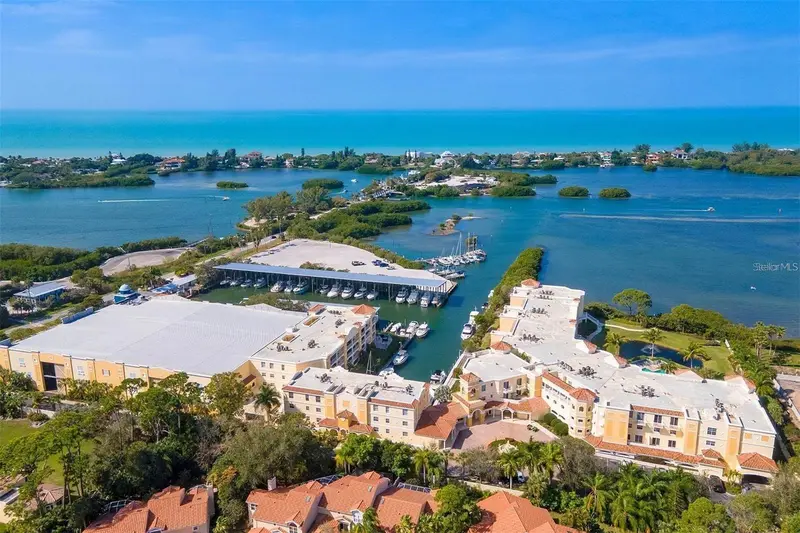 570 Blackburn Point Rd #43, FL