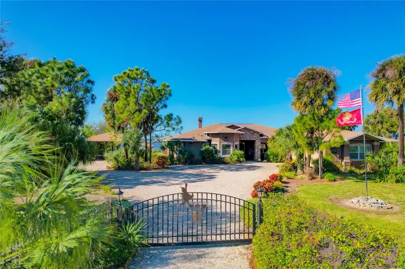 2209 Lost River Trl, FL