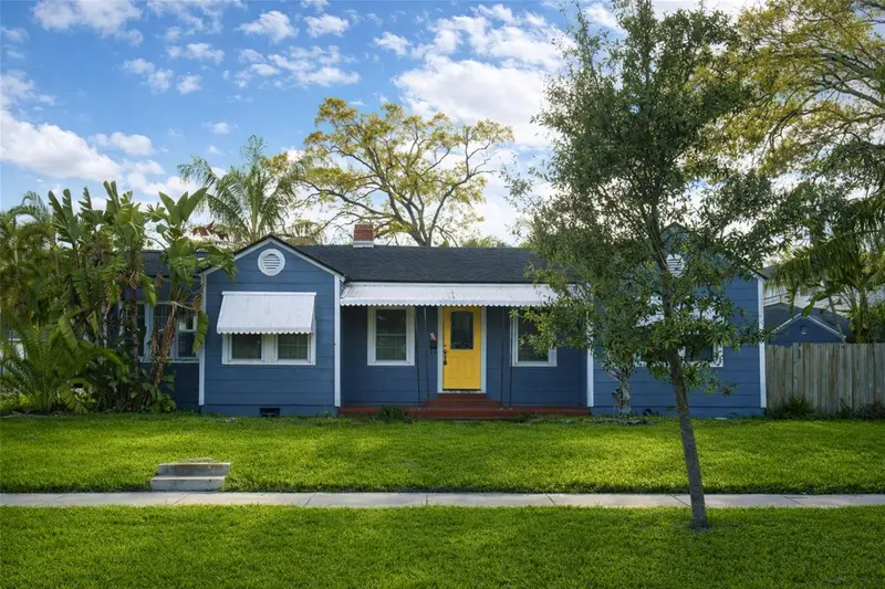 215 S Beverly Ave, FL