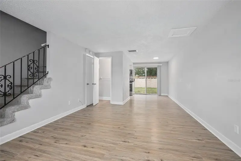 1600 S Palmetto Ave #114, FL