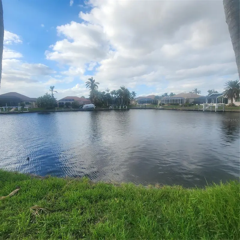 3907 Madrid Ct, FL