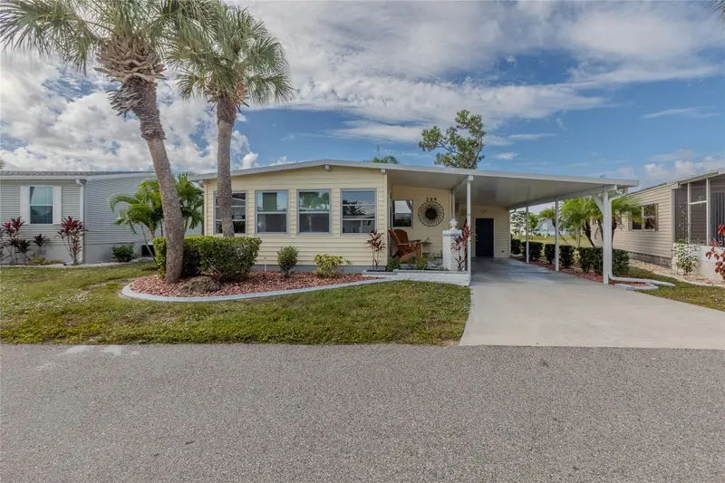 2100 Kings Highway, FL