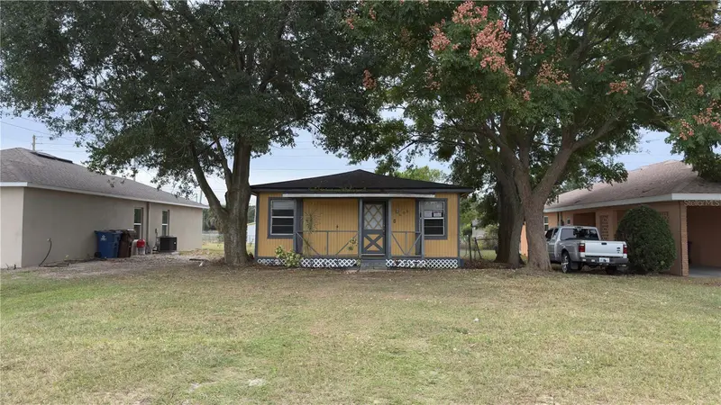 603 Dr J A Wiltshire Ave W, FL