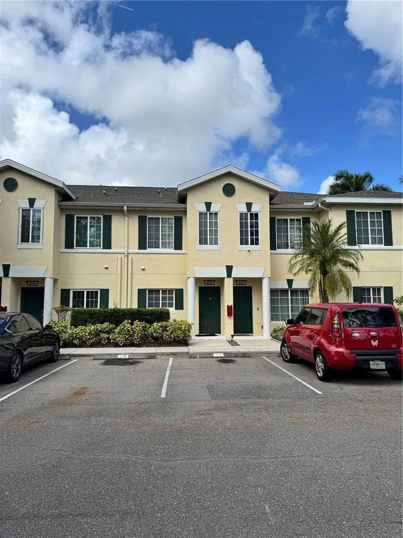 335 Cape Harbour Loop #105, FL