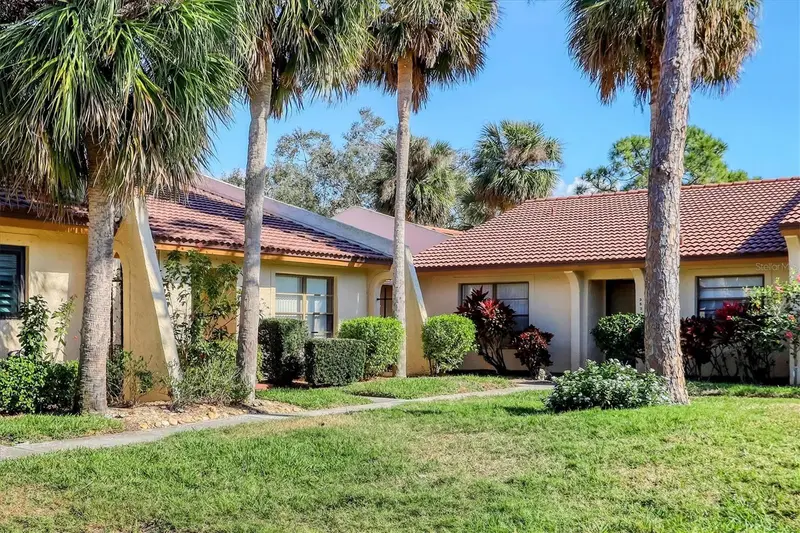 3629 Longmeadow #38, FL