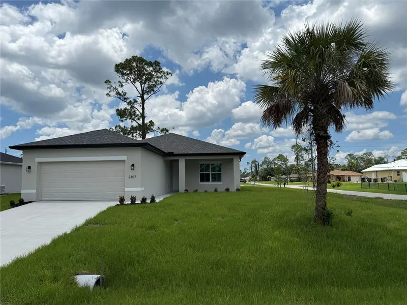 2307 Zuyder Ter, FL