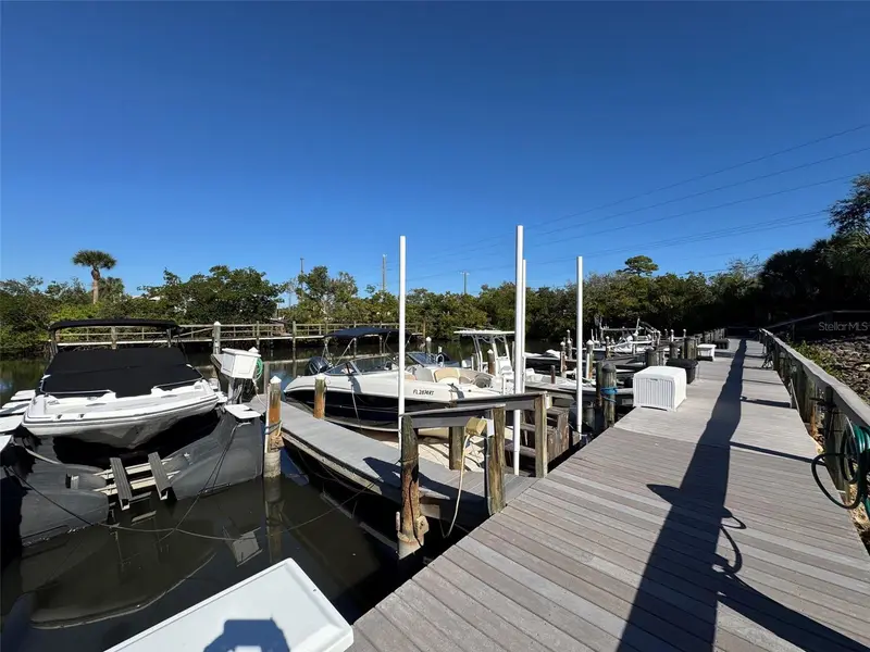 707 Sorrento Inlt #707, FL