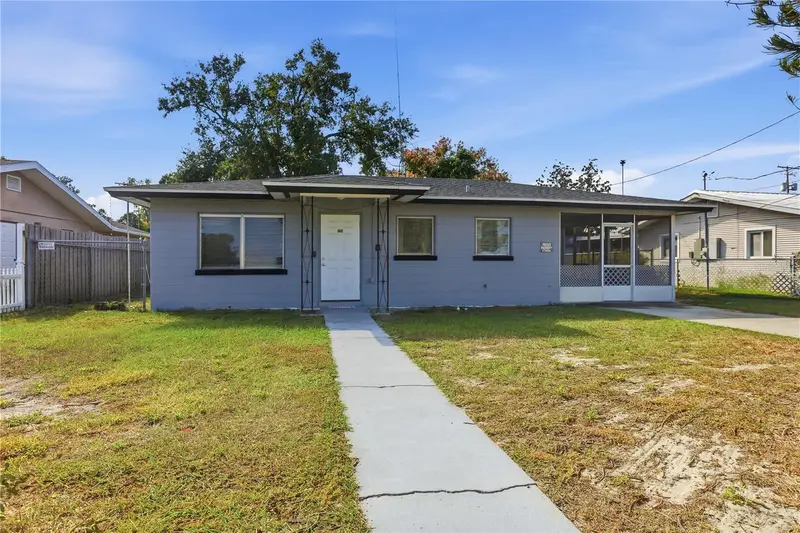225 E Pomelo St, FL